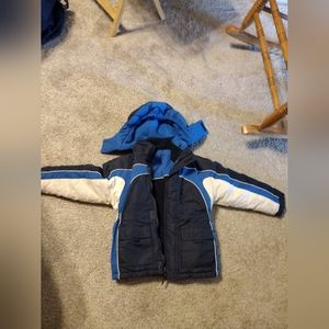 Belowzero size 4 unisex